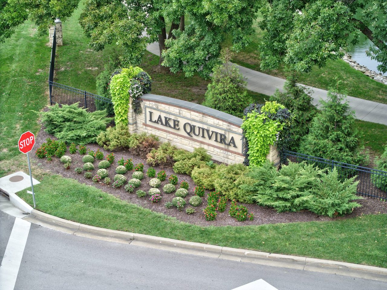 Lake Quivira community image 1