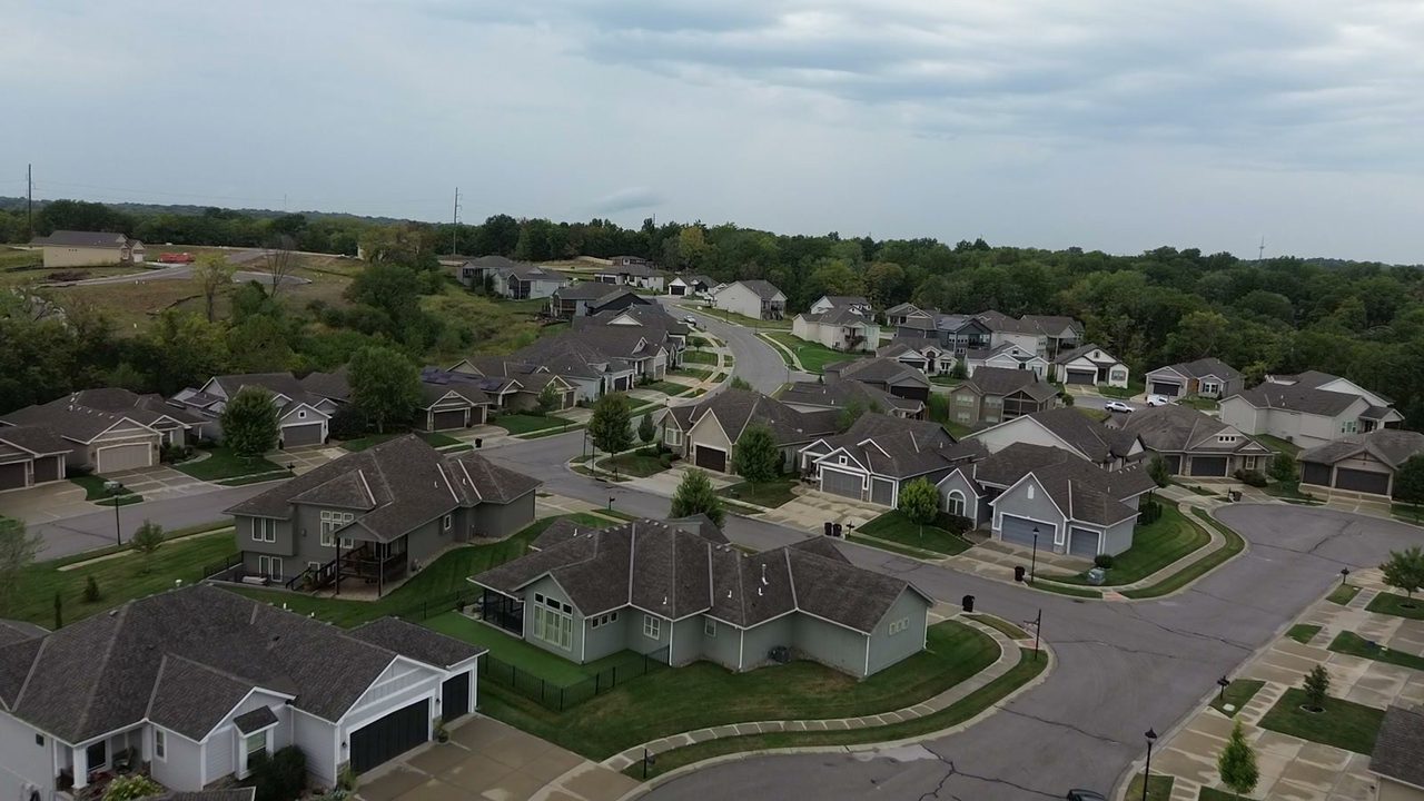 Riverside community photo 4