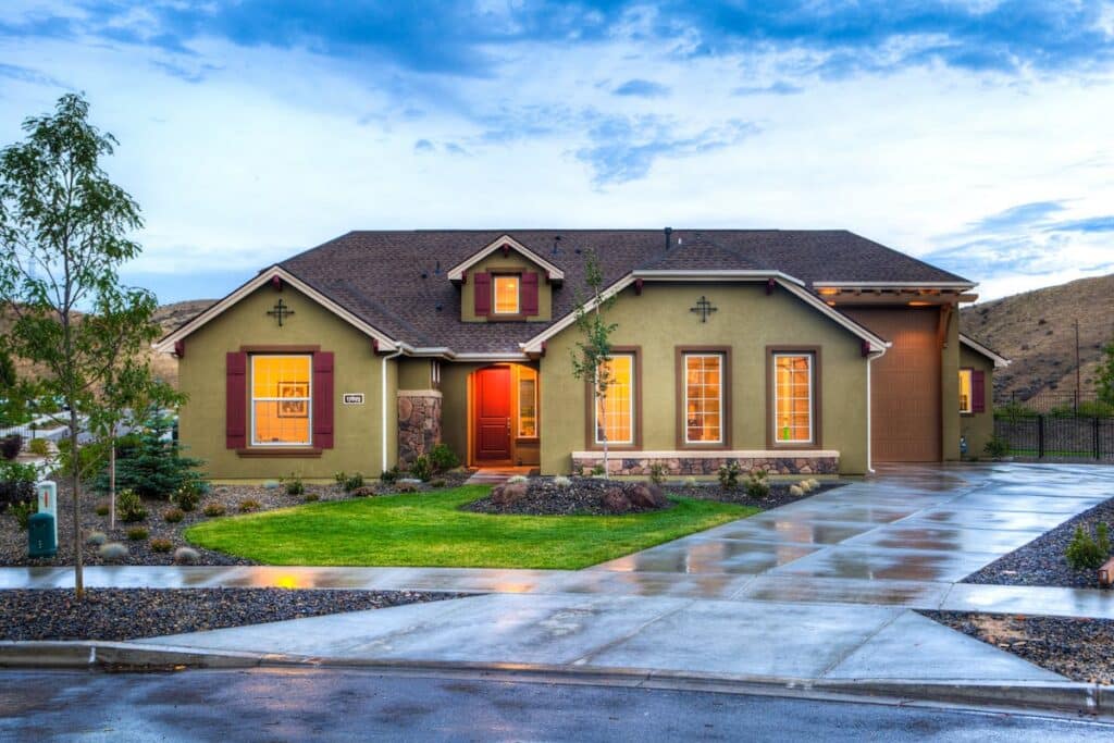 Craftsman Home - Kansas City real estate - MoJo Real Estate Team