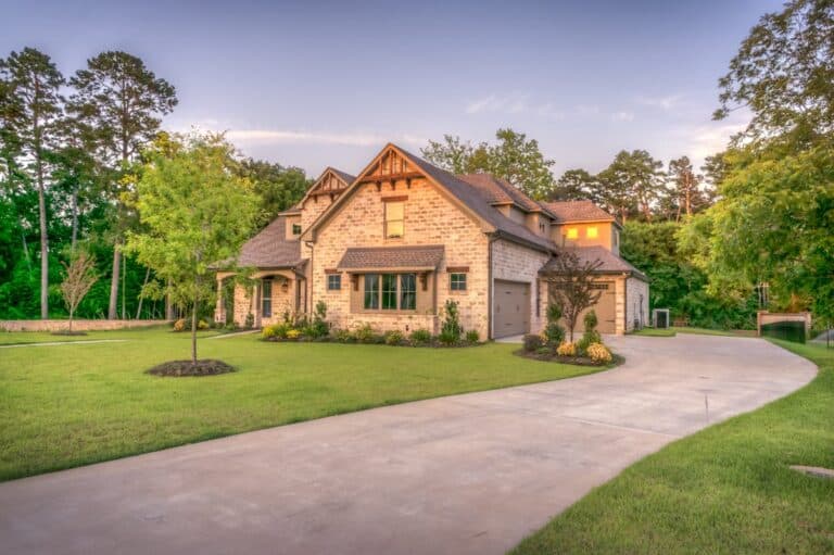Kansas City neighborhood homes - MoJo Real Estate Team