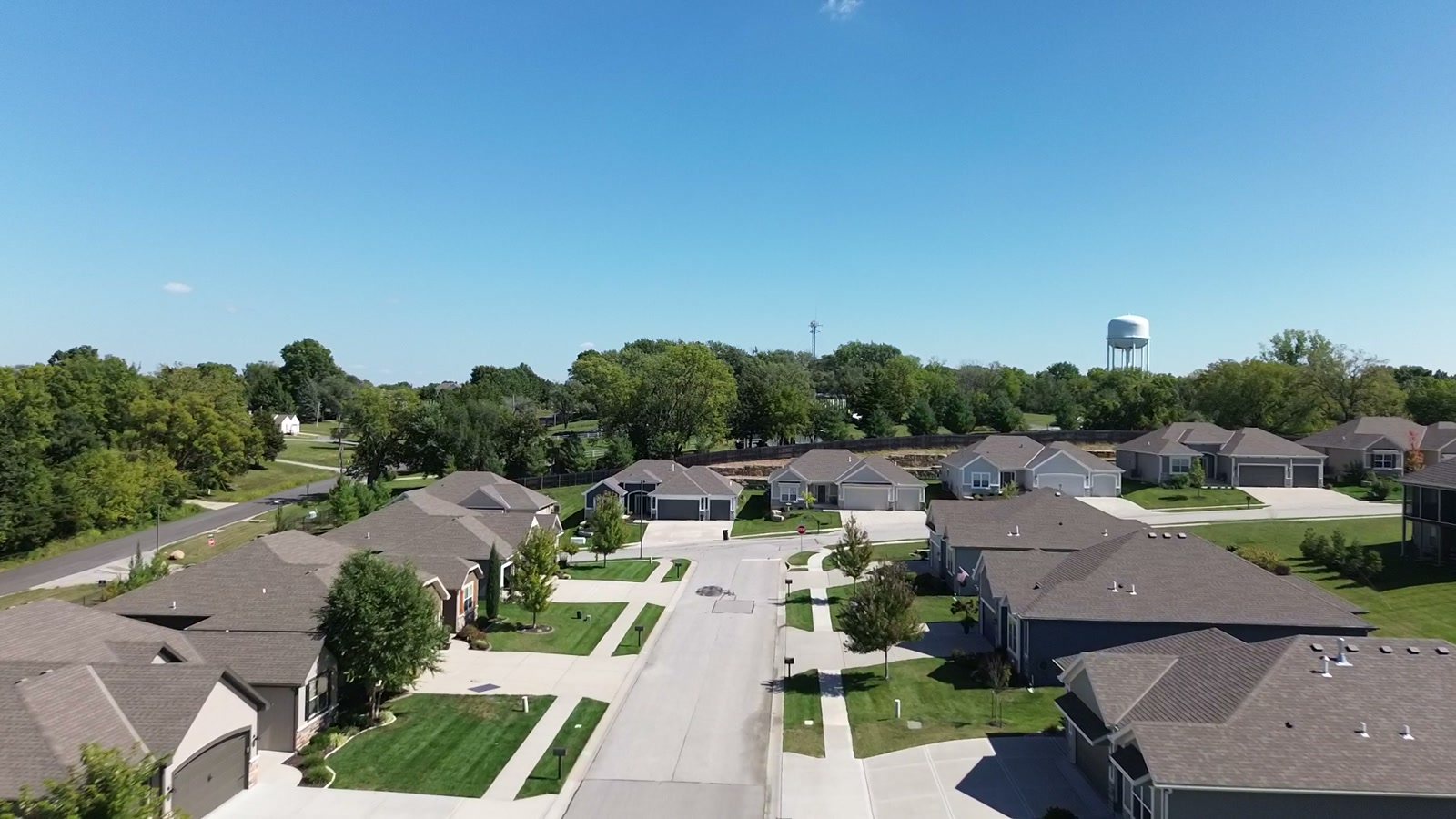 Chapel Ridge community photo 2