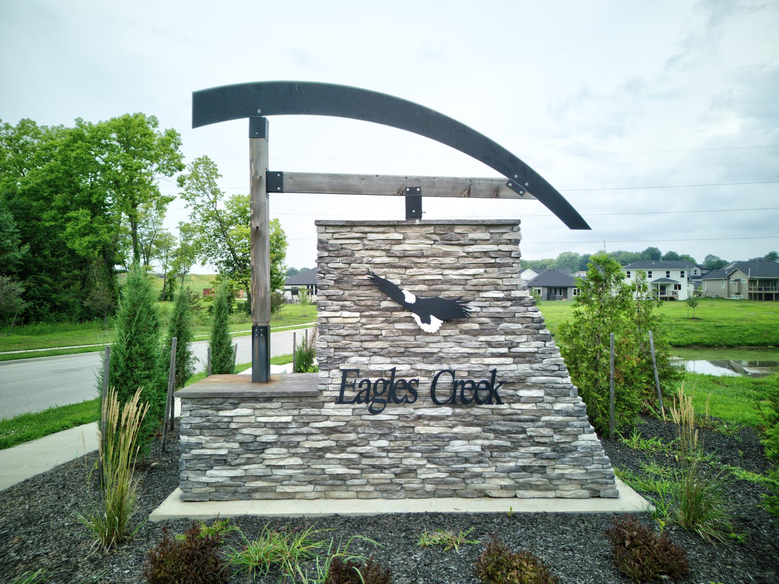 Eagles Creek community image 1