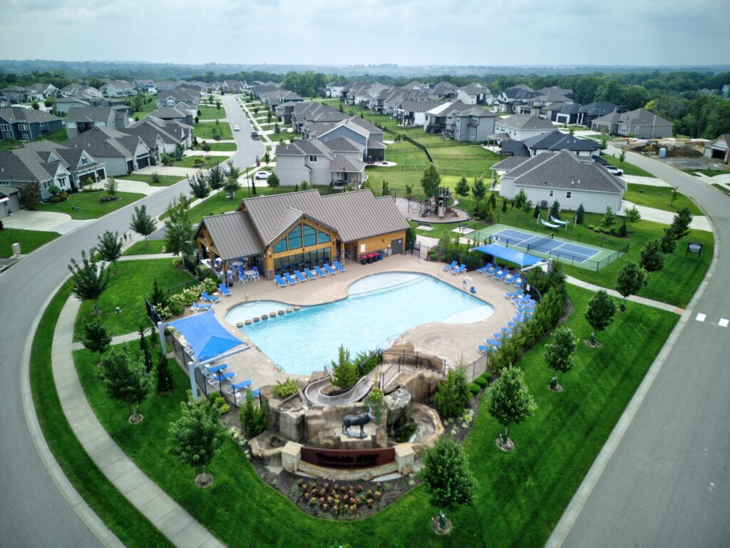 Woodside Ridge community photo 1