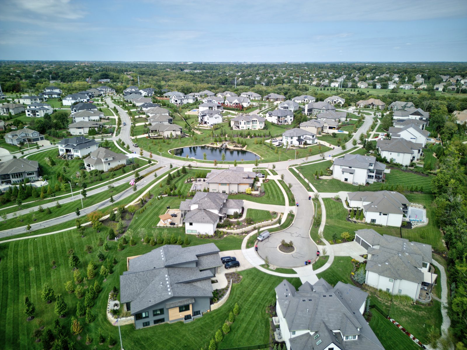 Hills of Leawood community image 3