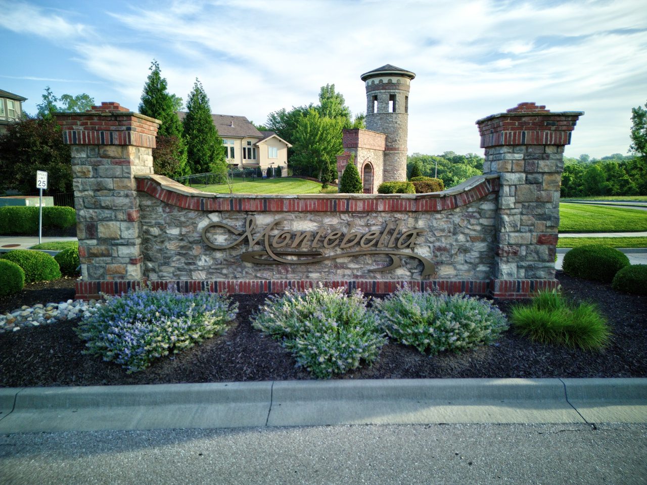 Montebella neighborhood entrance sign in Riverside, Missouri (Kansas City metro)