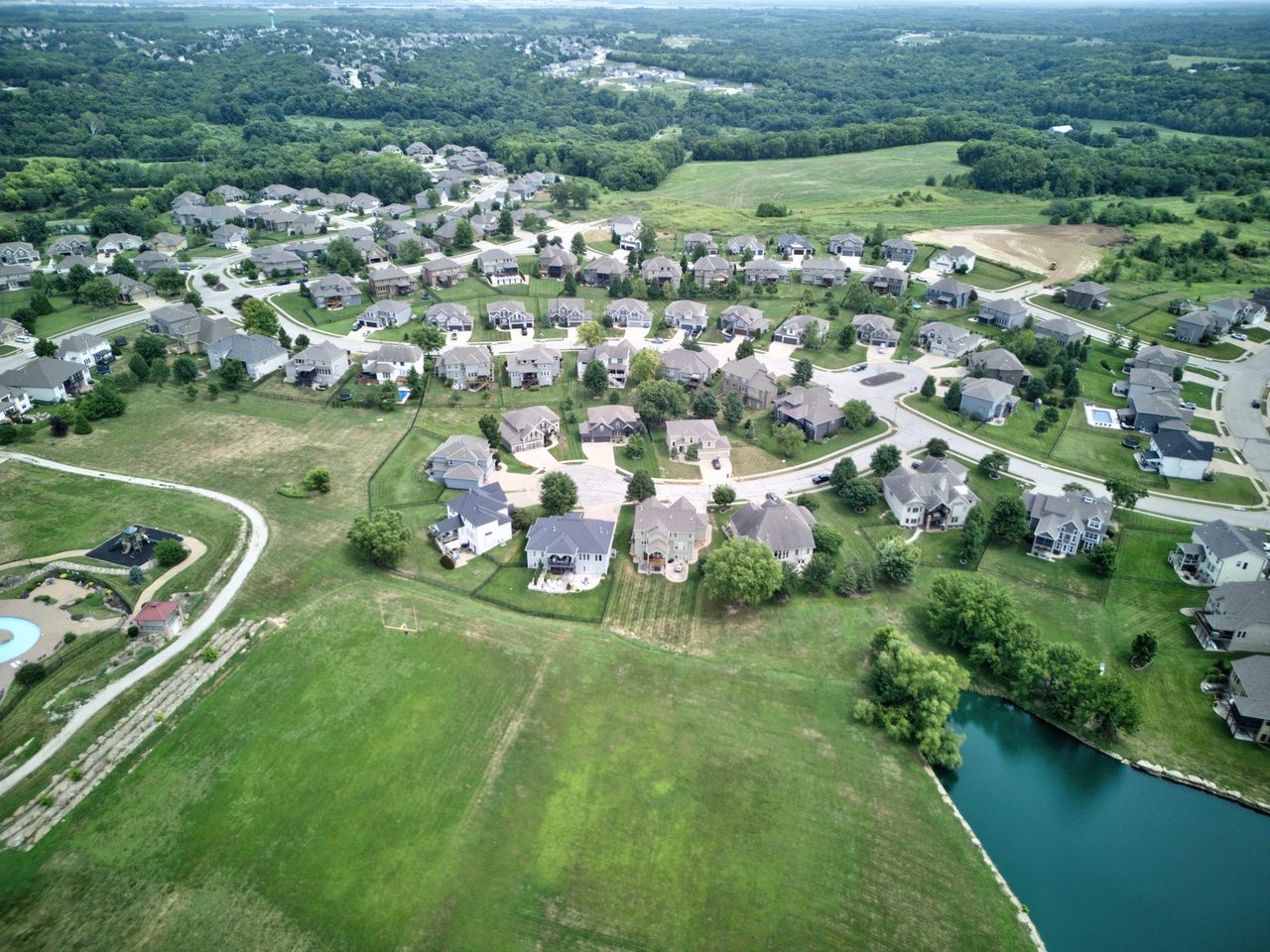 Seven Bridges community image 4