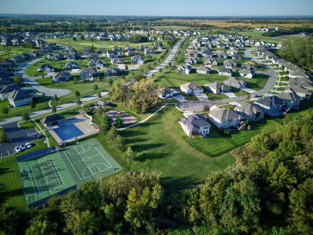 Falcon Lakes community photo 1