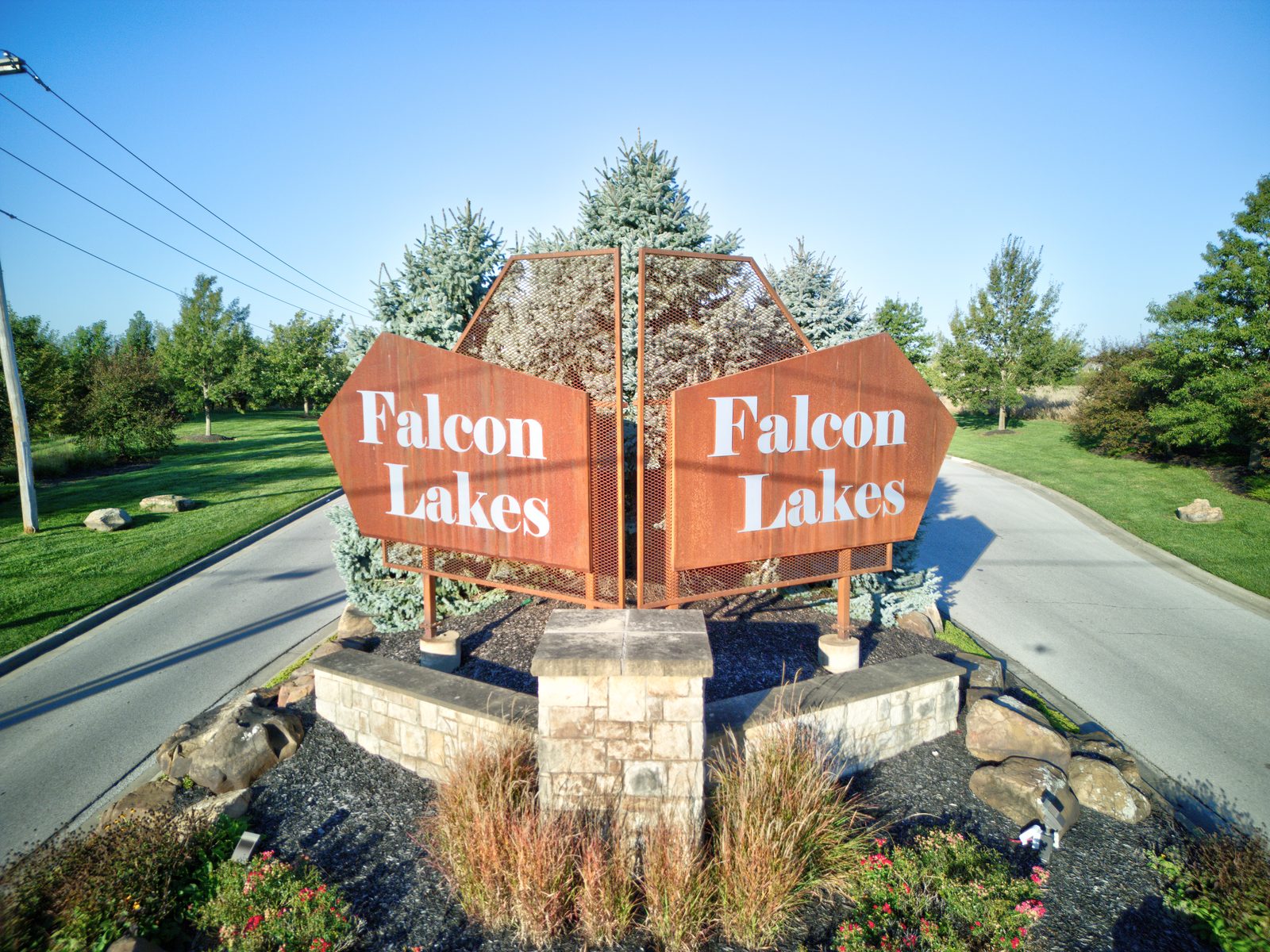 Falcon Lakes community image 3