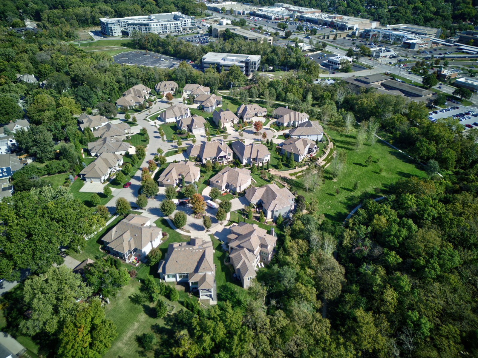 Village of Leawood community image 2