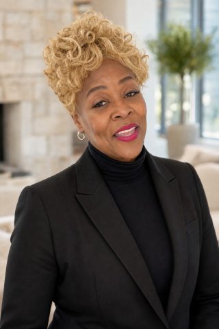 Camealia Murray, MoJo Real Estate Team agent